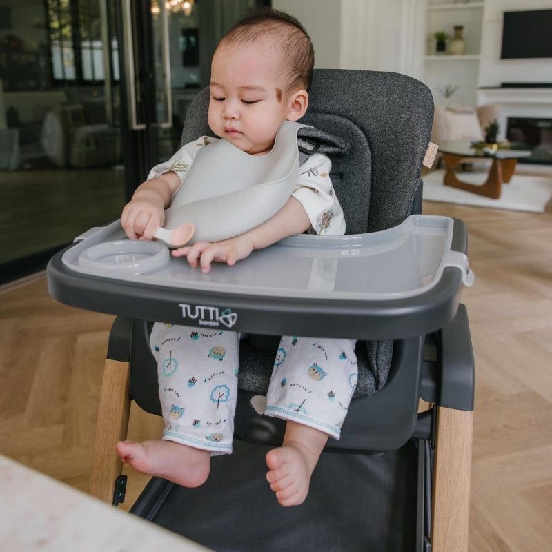 Nova Highchair เก้าอี้ทานข้าวเด็ก