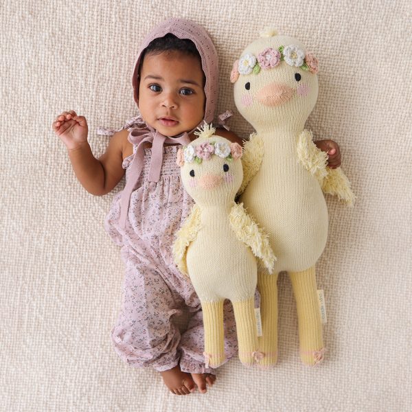 Flora the duckling (mauve) 20 inch - Image 4