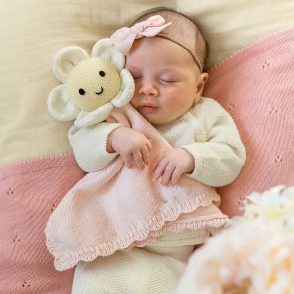 Baby daisy lovey (ivory) - Image 3