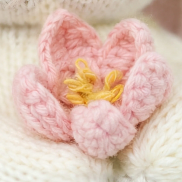 Baby bunny (blooming tulip) 7 inch - Image 5
