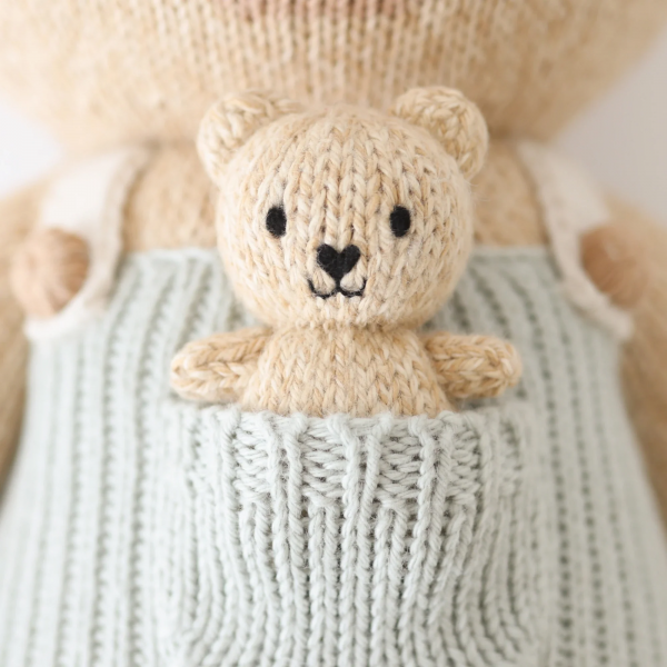 Little Alexander the honey bear 13 inch - Image 4